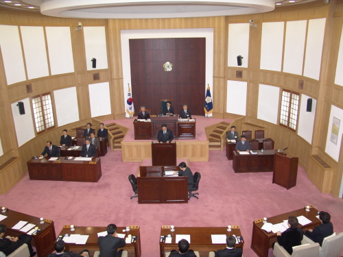 제105회 경산시의회 임시회 제2차 본회의 열려