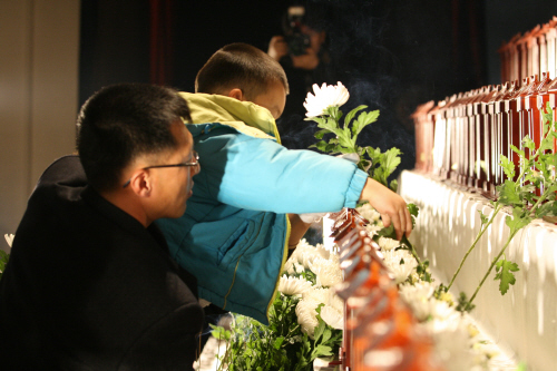 지하철참사 4주기 추모식정세균, 강재섭 여야 당 대표 ..