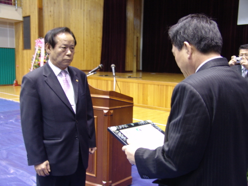 문화회관 심영회 관장 퇴임식 가져 “공직생활 도와준 동..