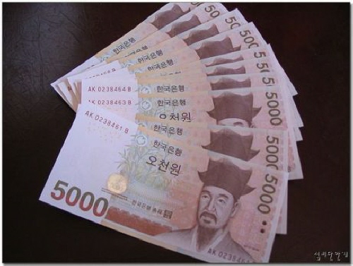 세뱃돈도 인플레5000원권 수요 절반, 1000원권도 ..