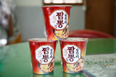 라면·과자 가격 백원씩 인상 원가부담 고스란히 소비자에..