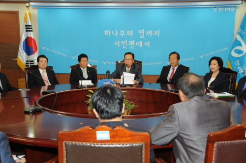 선거제도·행정구역 개편에 당력 집중 17일 한나라당 최..
