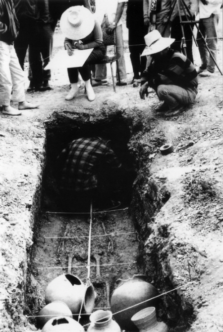 영대 박물관, 40년 발굴과 그 기록 발굴유물 100여..