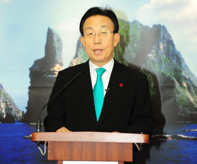 김관용 지사, 日문부성에 강력한 항의!! 日교과서 해설..
