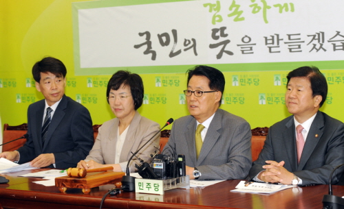 민주당, 정부 친서민정책 맹비난 7.28 재보선 참패 ..
