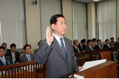 이재오, 조현오 인사청문회 불 붙어~ 노무현 전 대통령..