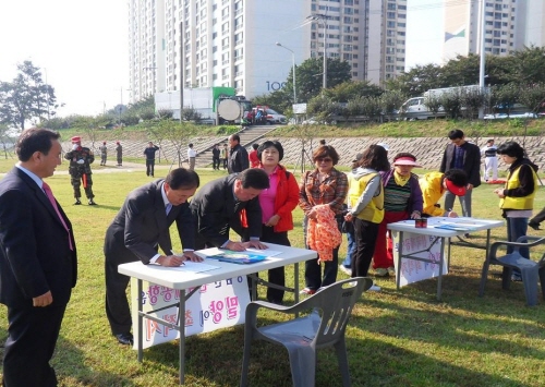 신국제공항 서명운동 200만명 돌파! 경북도 인구 79..