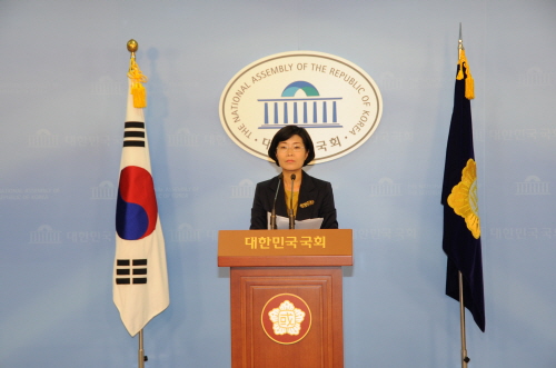 “혹세무민도 유분수가 아닌가?”민주노동당, 대통령 신년..