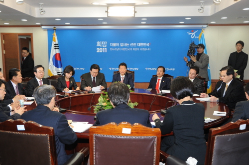 한나라, 25일 개헌 논의 위한 의원총회 홍준표 최고위..