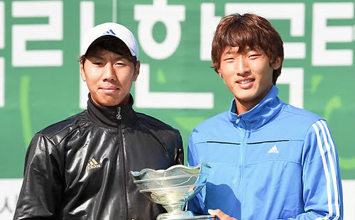 경산시청 김현준, 테니스 복식 석권 단식 4강 성과....