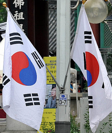 이 땅엔 헌법이 없다! [칼럼] 이욱열 한국지역인터넷언..