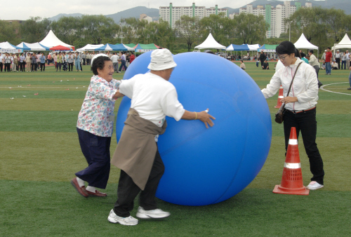 제6회 경산시 노인의 날 기념행사 오는 10월 1일 영..