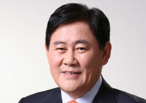 최경환 의원, “이제는 교육이다!” 15일 당사무실에서..