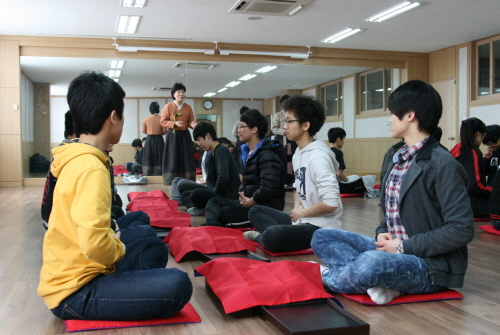 과학 인재들의 ‘전통예절교육’ 경산과학고, 전통예절 교..