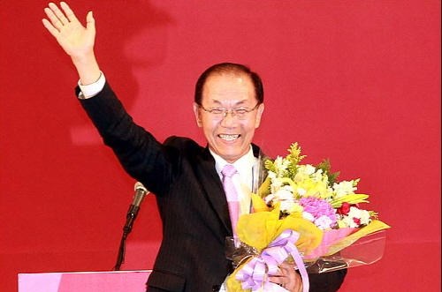 새누리당 신임 대표에 황우여 의원최고위원에 이혜훈.심재..
