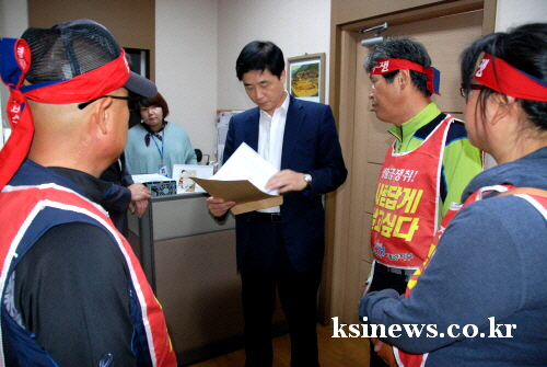 “경산시 청소대행업체 폐업 환영한다!” 대행업체 환경미..