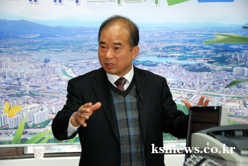 ‘공천 로또’ 아닌 시민 선택 받겠다! 김찬진 전 경산..