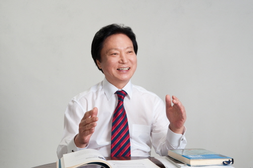 서재건 씨, 보궐선거 출마 선언 “낙하산 아닌 지역민을..