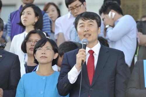 이석기 체포동의안 258표로 가결! 국회주변 진보, 보..