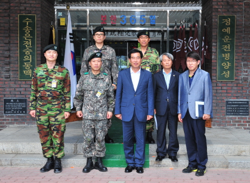 최 시장 명절 군부대 격려 방문 군·경찰서·소방서 등 ..