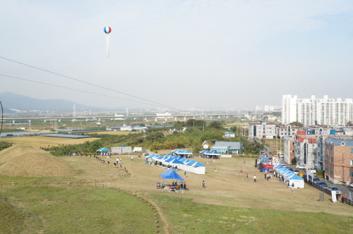 ‘2013 생생문화재’ 경산 고분축제 조영동 고분군에서..