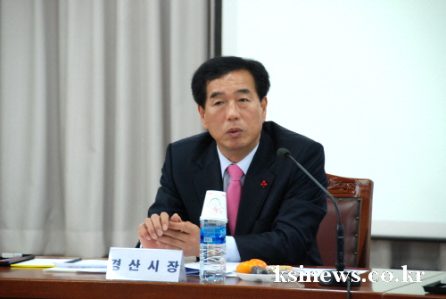 최 시장, 새해 지역민심 읽기 행보  [동정] 최영조 ..