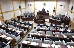 밥 먹고, 노래방 가고, 선물 사고....권익위, 경북..
