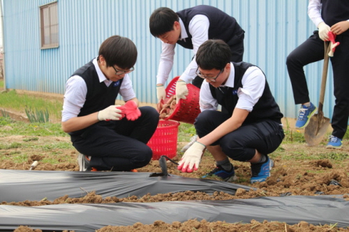 경산4-H연합, 단체과제포 운영 ‘눈길’ 학생 회원들과..