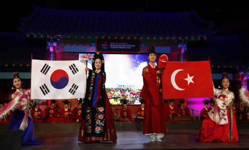 새로운 여정의 시작 !! ‘이스탄불 in 경주 2014..