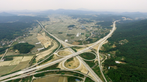 ‘상주~영천 간 고속도로’ 28일 개통 운행시간 30분..