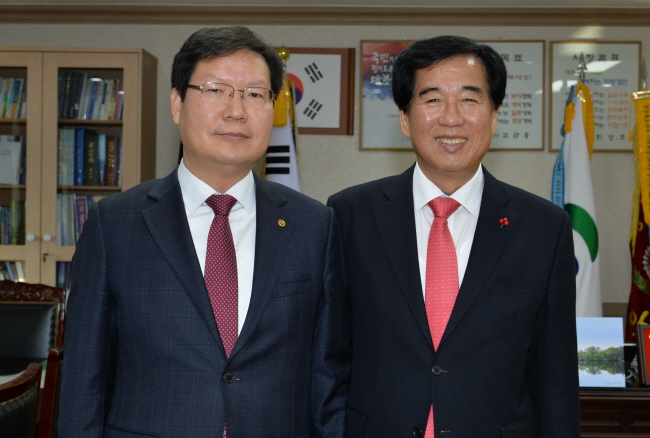 제19대 경산부시장, 최대진 부이사관 부임