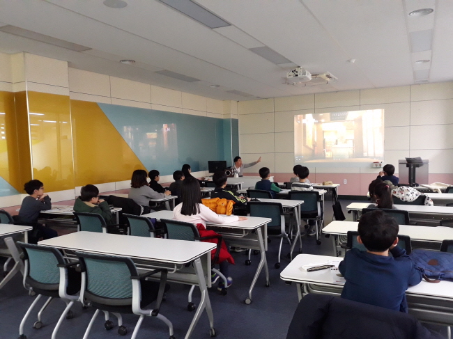 겨울방학, 정보센터에서 “배우고, 즐기고”