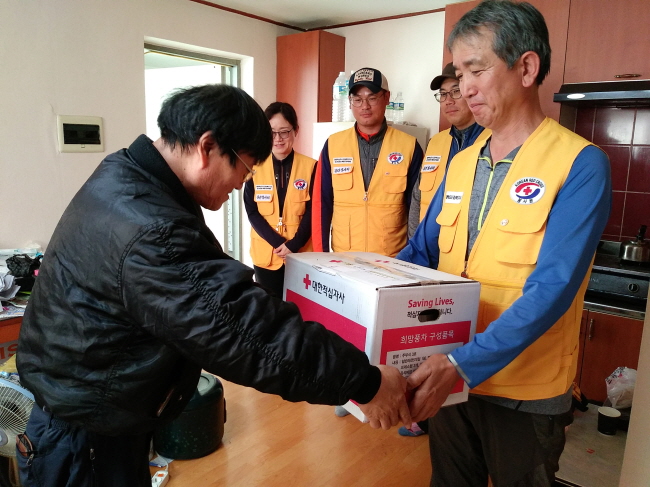 경산클린적십자봉사회, 저소득가구 후원 
