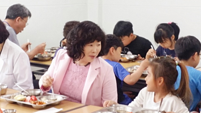 이금옥 교육장, 학교급식 현장 점검