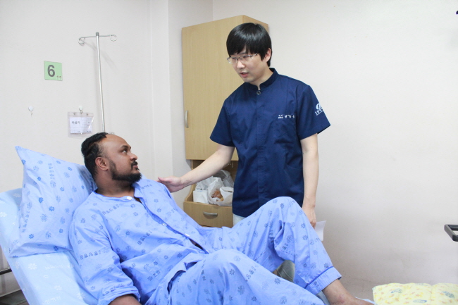 중앙병원, 외국인 근로자 등 의료지원사업 시행