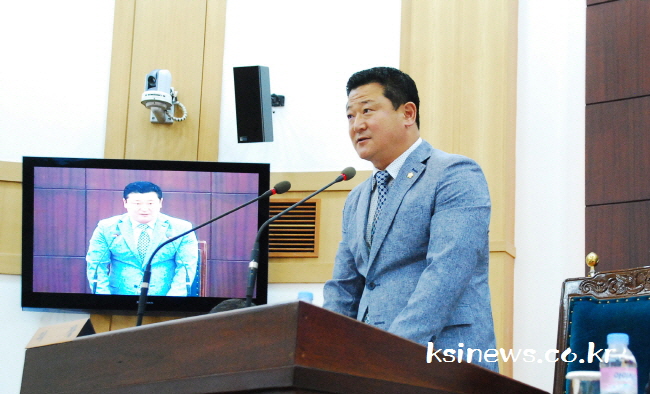 강수명 시의회 의장 ‘경북의정봉사대상’ 수상