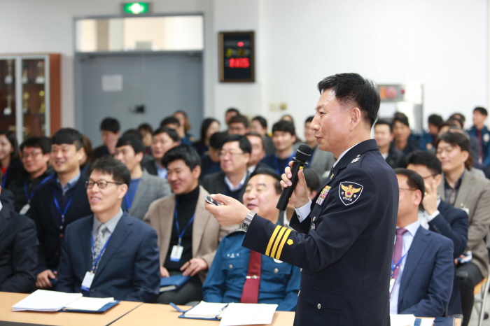 김기출 경찰청장, 경산 직원들과 소통