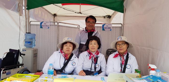 권오길 씨, 경북 자원봉사 수장에서 현장 자원봉사자로...