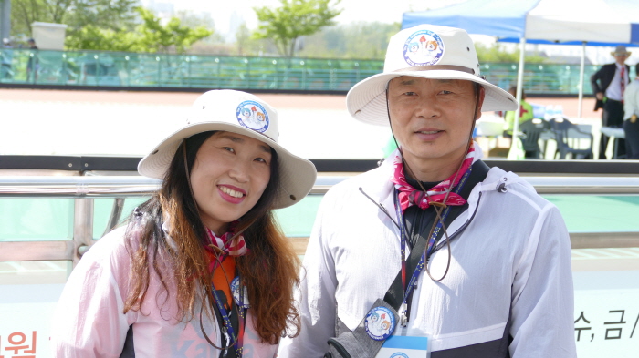 부창부수(夫唱婦隨), 부부 자원봉사자