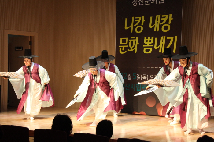 ‘끼와 재능’ 뽐내는 문화원 가족들