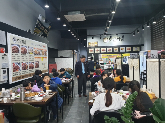 “소외이웃과 情 나누는 착한식당‘