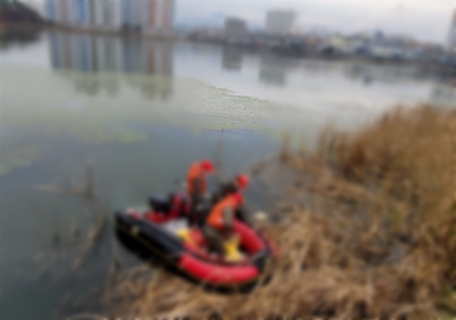 진량 토산지에 40대 여성 물에 빠져 숨져