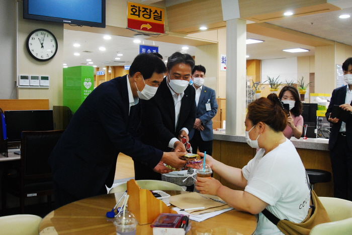 대구은행 경산영업부 ‘초복맞이 행복나눔’ 