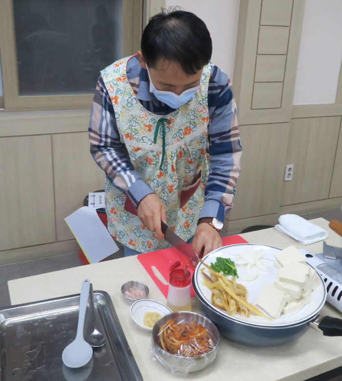 “오늘은 우리 아빠가 요리사!~”
