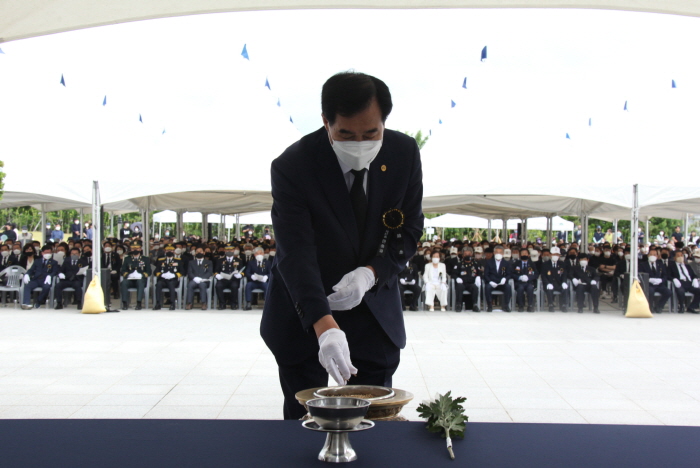 경산시 ‘제67회 현충일 추념식’ 개최