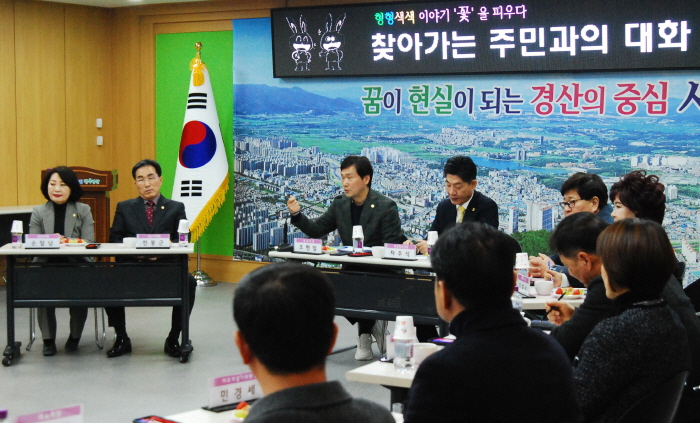 서부1동 주민들 “주차문제 해결해 달라”