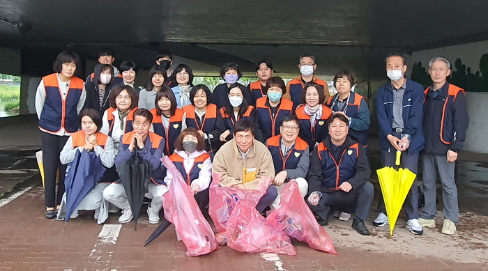 행복나누기봉사단, 남천강변 환경정화 봉사