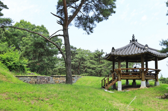 용산산성을 품은 호국과 효열의 마을 곡신리