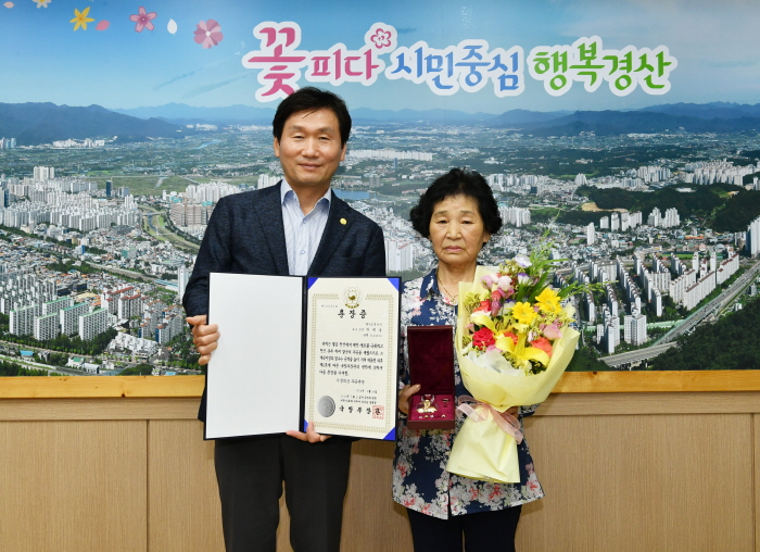 故 박태술 상병 가족, 화랑무공훈장 받아