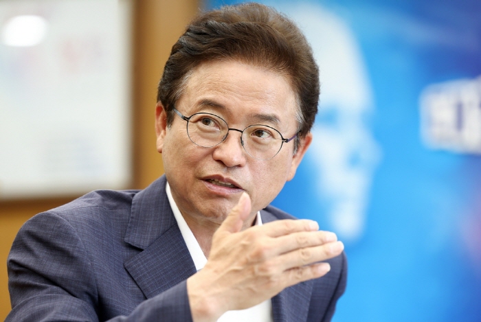 이철우 지사 ‘대한민국 자치발전 대상’ 수상